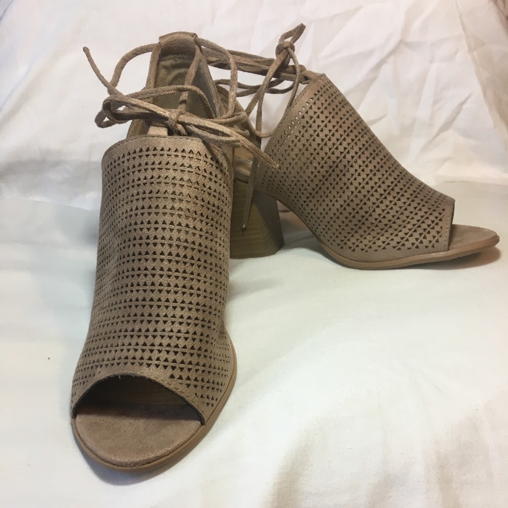 Blu Spero Heels